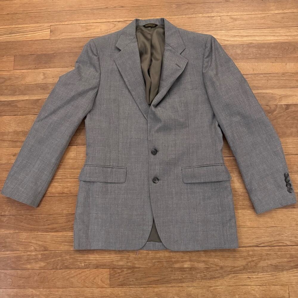Hammonton Park Clothes Men's Gray Pinstripe Blazer - Size 40
b90